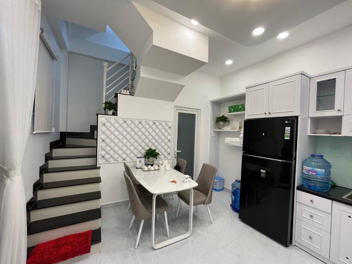 Vika Homestay Hô Chi Minh-Ville Extérieur photo