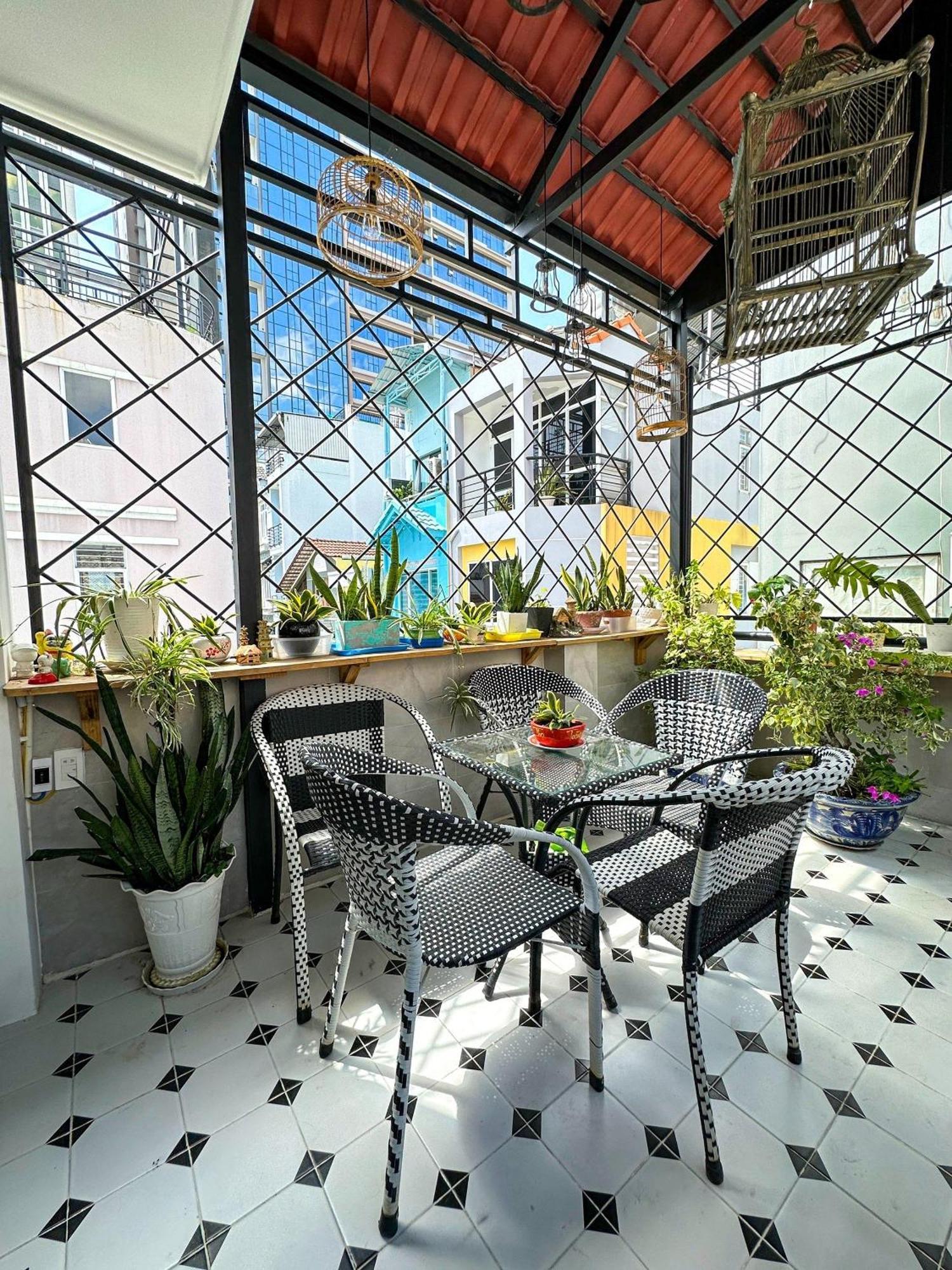 Vika Homestay Hô Chi Minh-Ville Extérieur photo